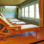 Appartement In Dienten With Ski-in Access