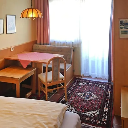 In Dienten With Ski-in Access * Dienten am Hochkönig